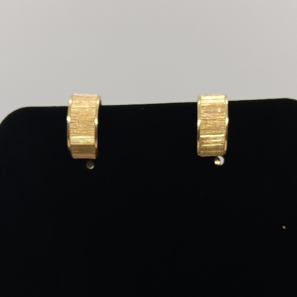 Sarah Coventry Vintage Round Grooved Clip On Gold Tone Hoop Earrings #6